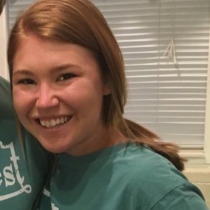 Meet your Posher, Natalie